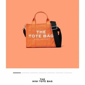 Marc Jacobs mini canvas Tote in awesome dragon fire 🧡🧡🧡